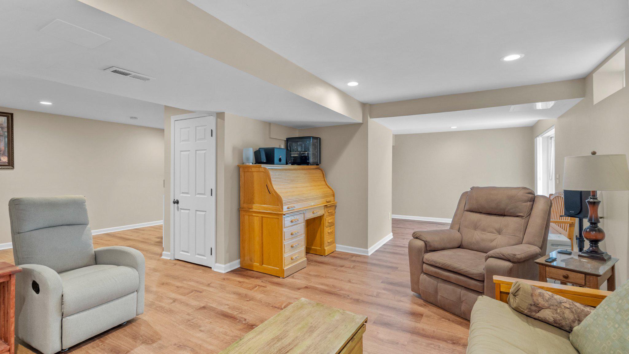 MEADOWS AT BAR KESS - Residential