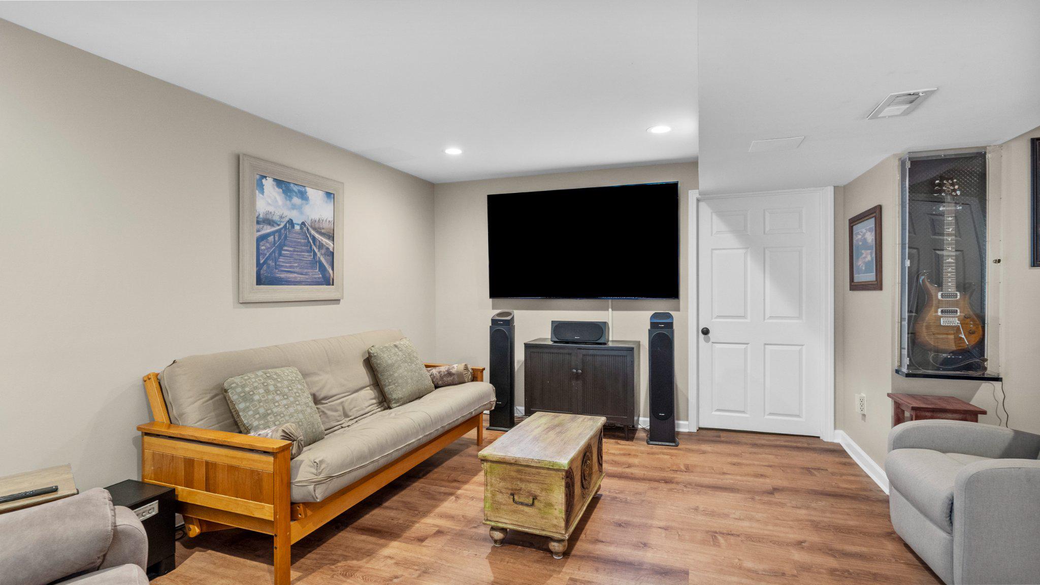MEADOWS AT BAR KESS - Residential