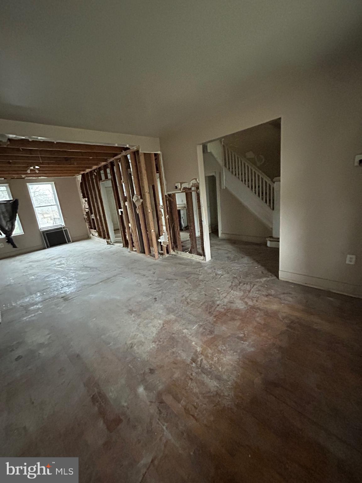 PARK CIRCLE - Residential