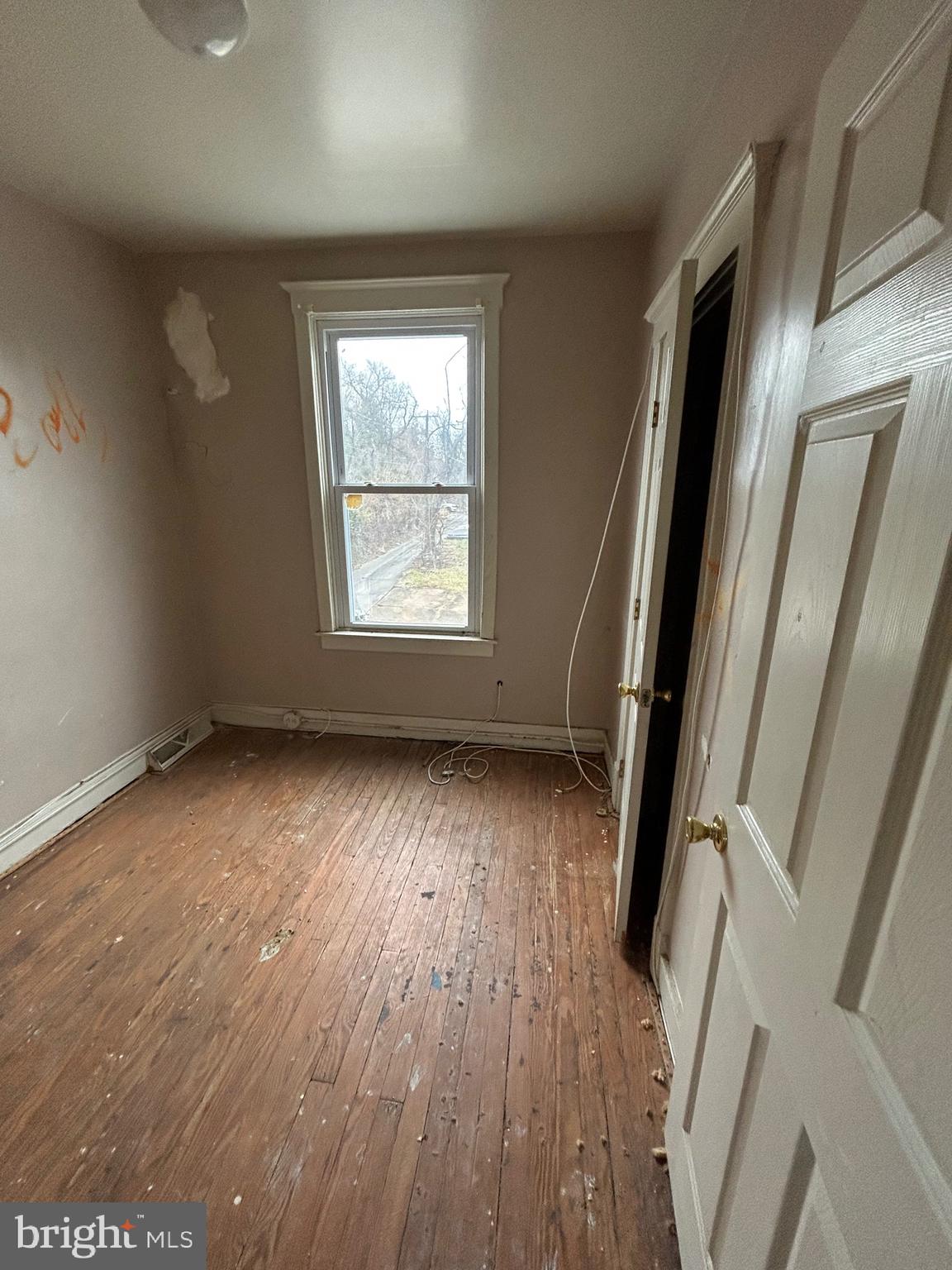 PARK CIRCLE - Residential