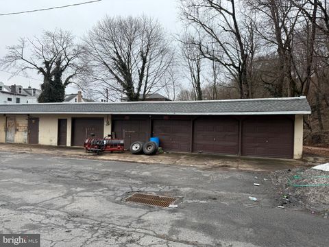 Photo of 34 N Rock Street, SHAMOKIN, PA 17872 (MLS # PANU2003104)