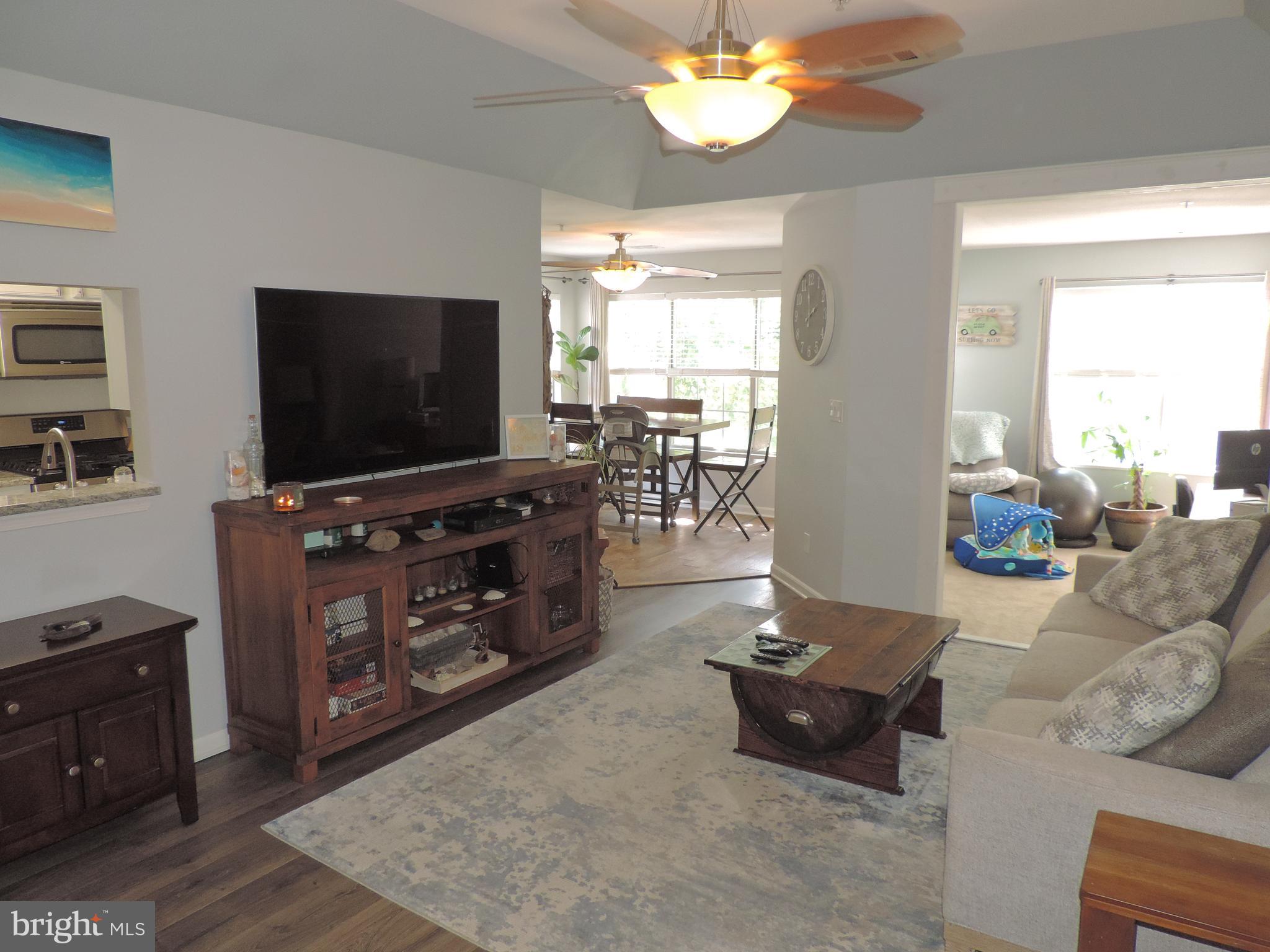 ENGLISH COUNTRY MANOR - Residential