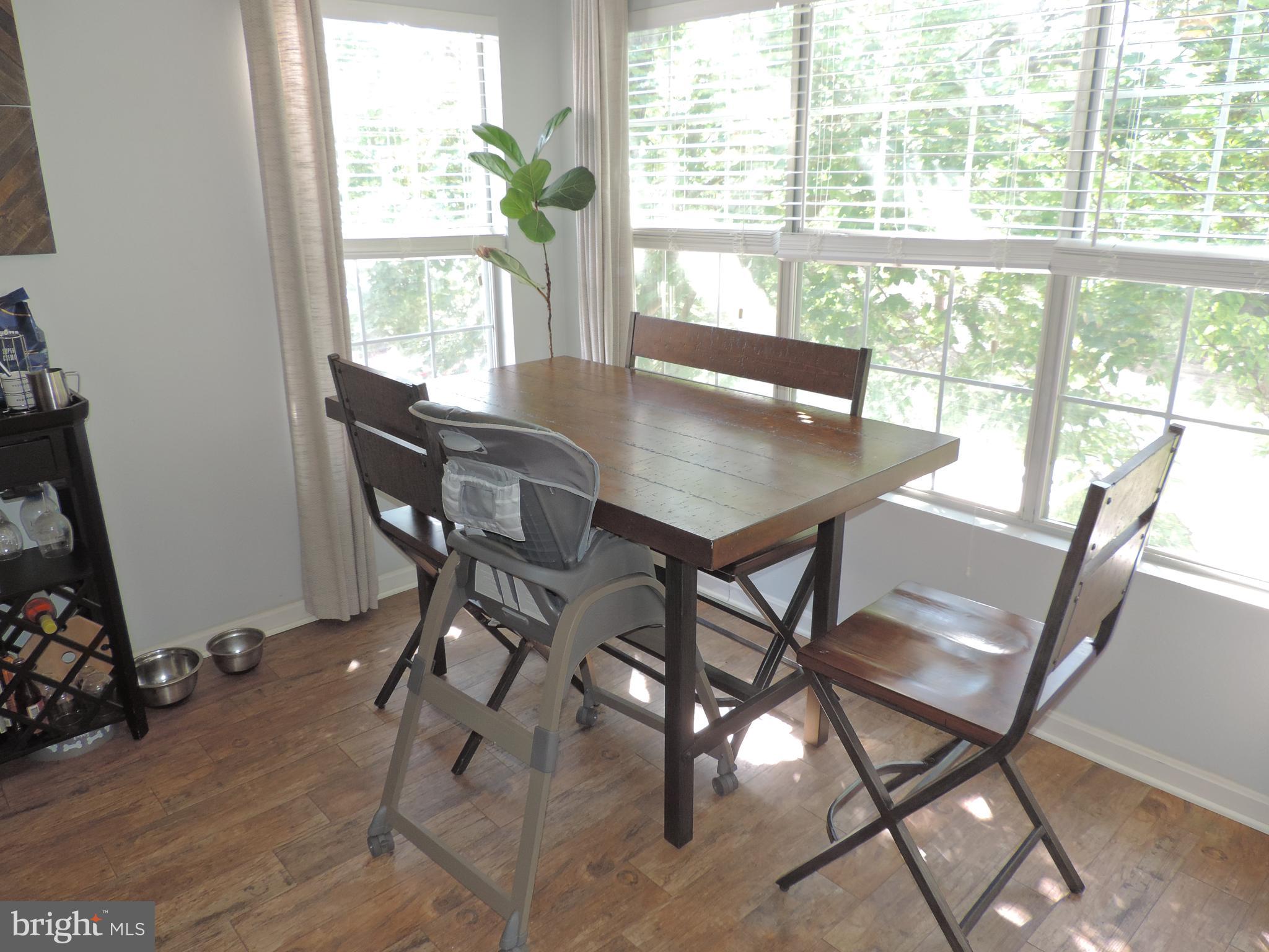 ENGLISH COUNTRY MANOR - Residential