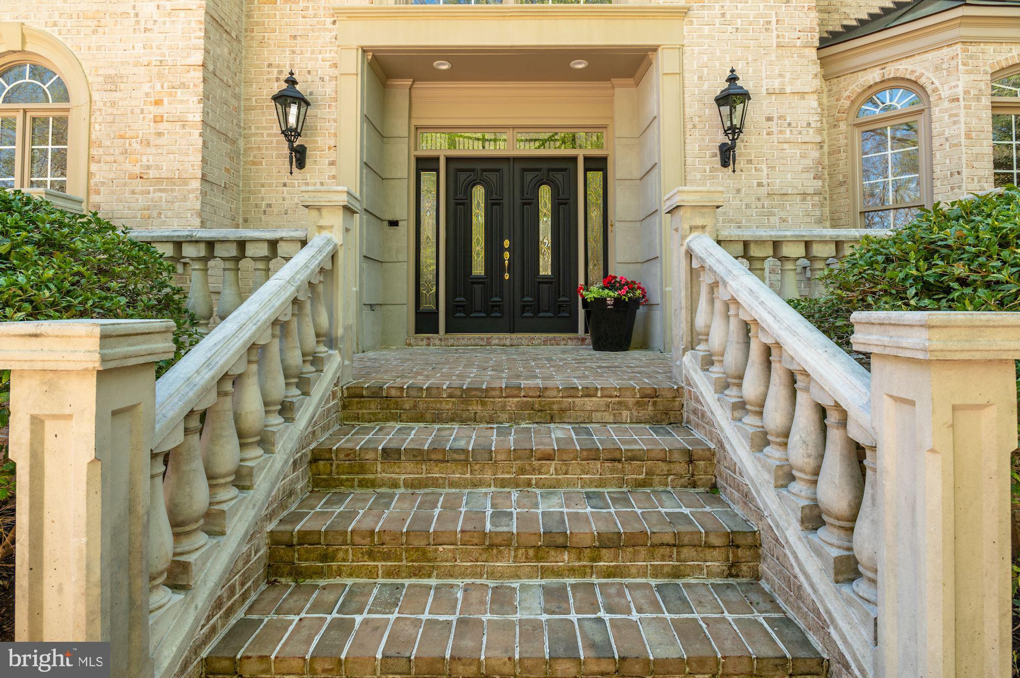 OAKTON - Residential