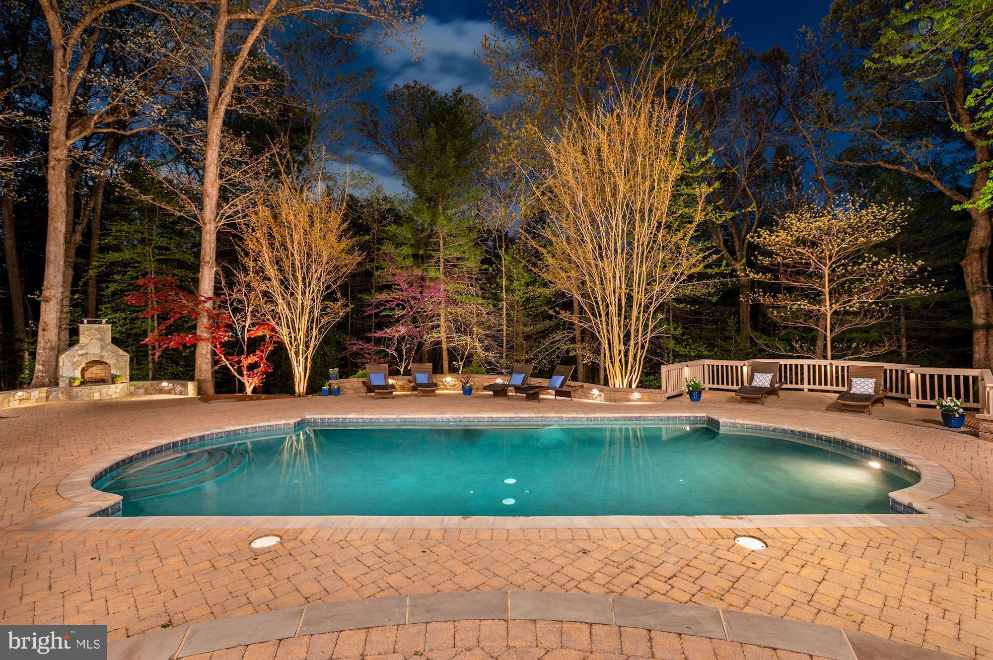 OAKTON - Residential