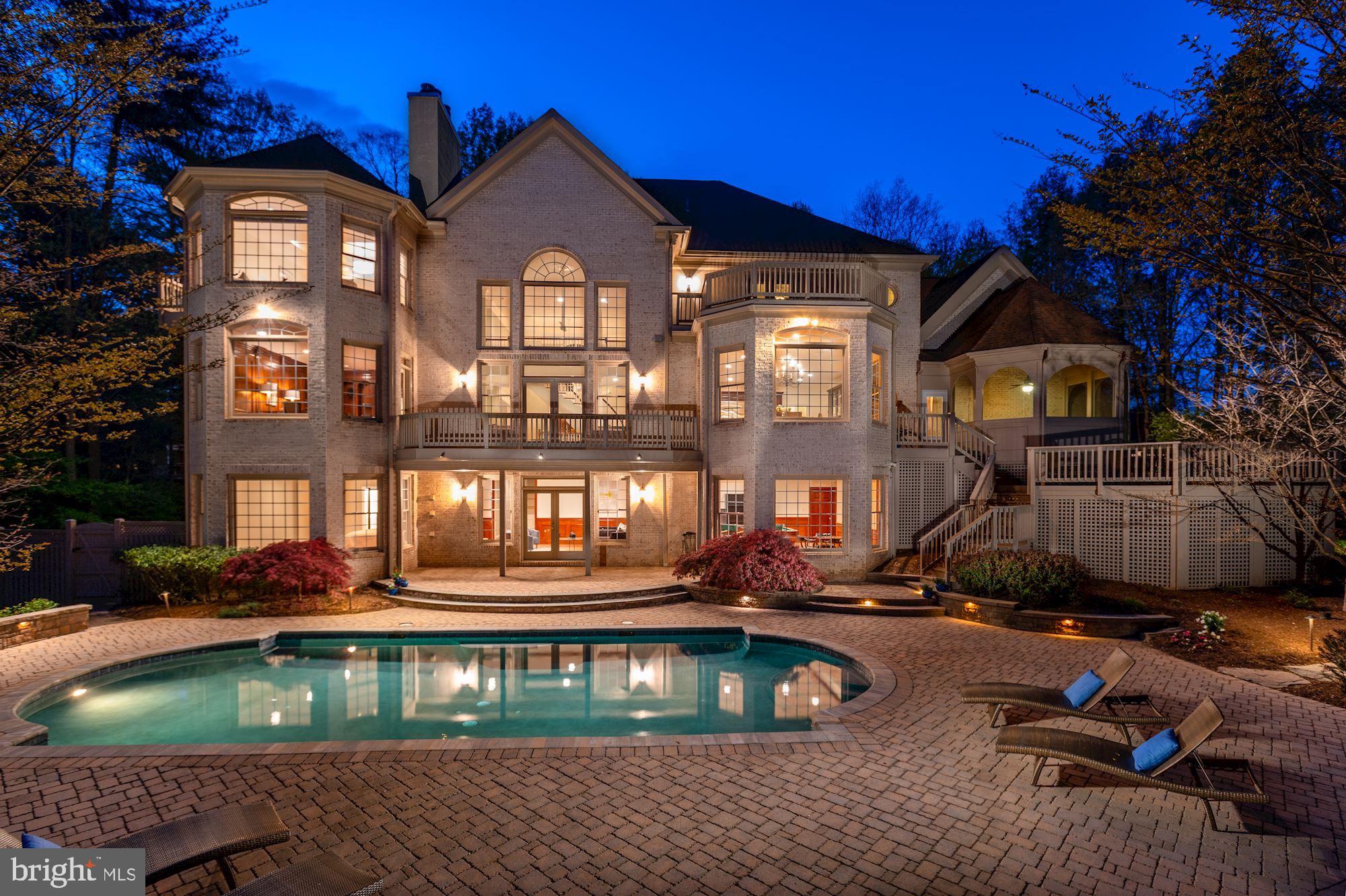 OAKTON - Residential