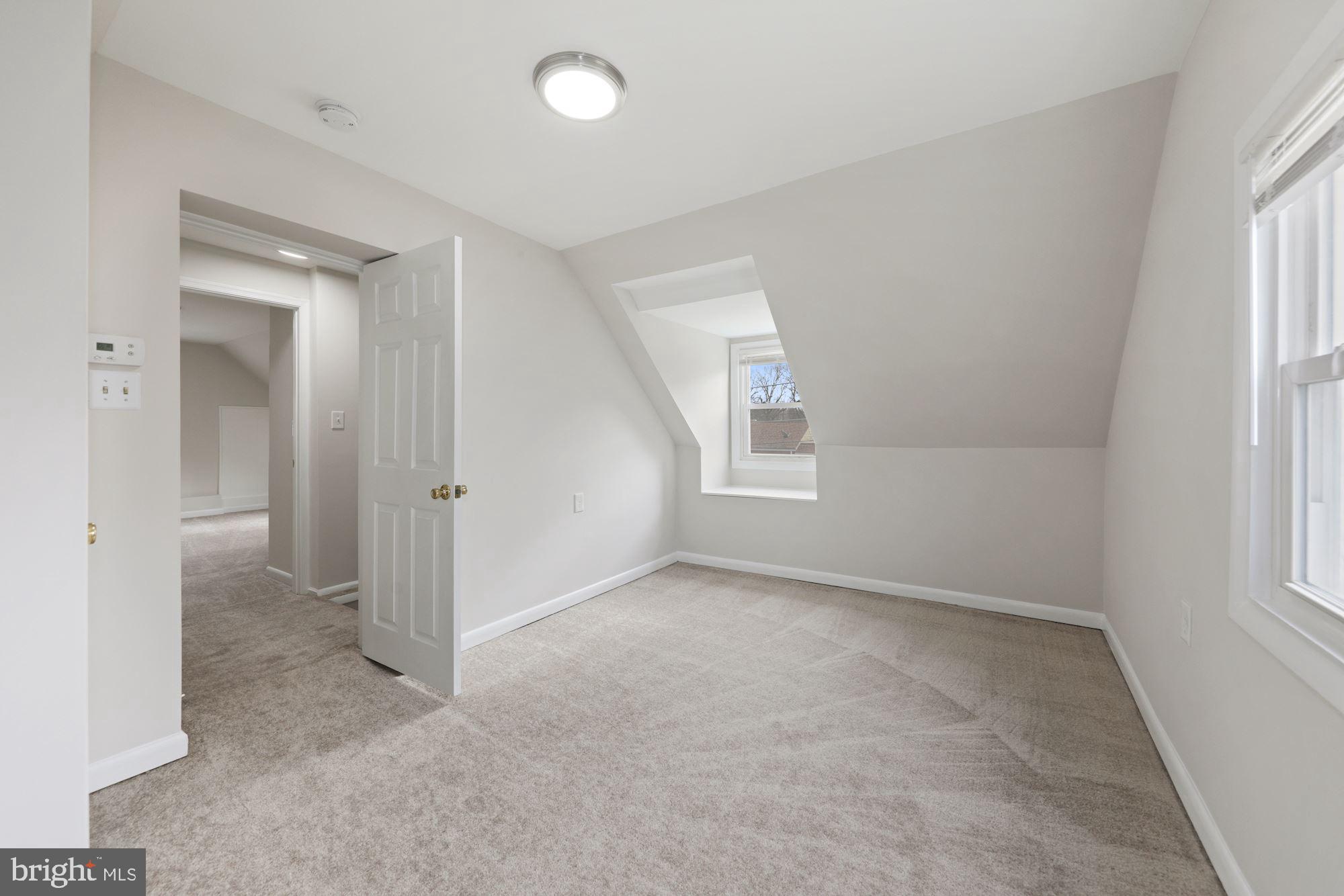 CHESTNUT RIDGE MANOR - Residential Lease