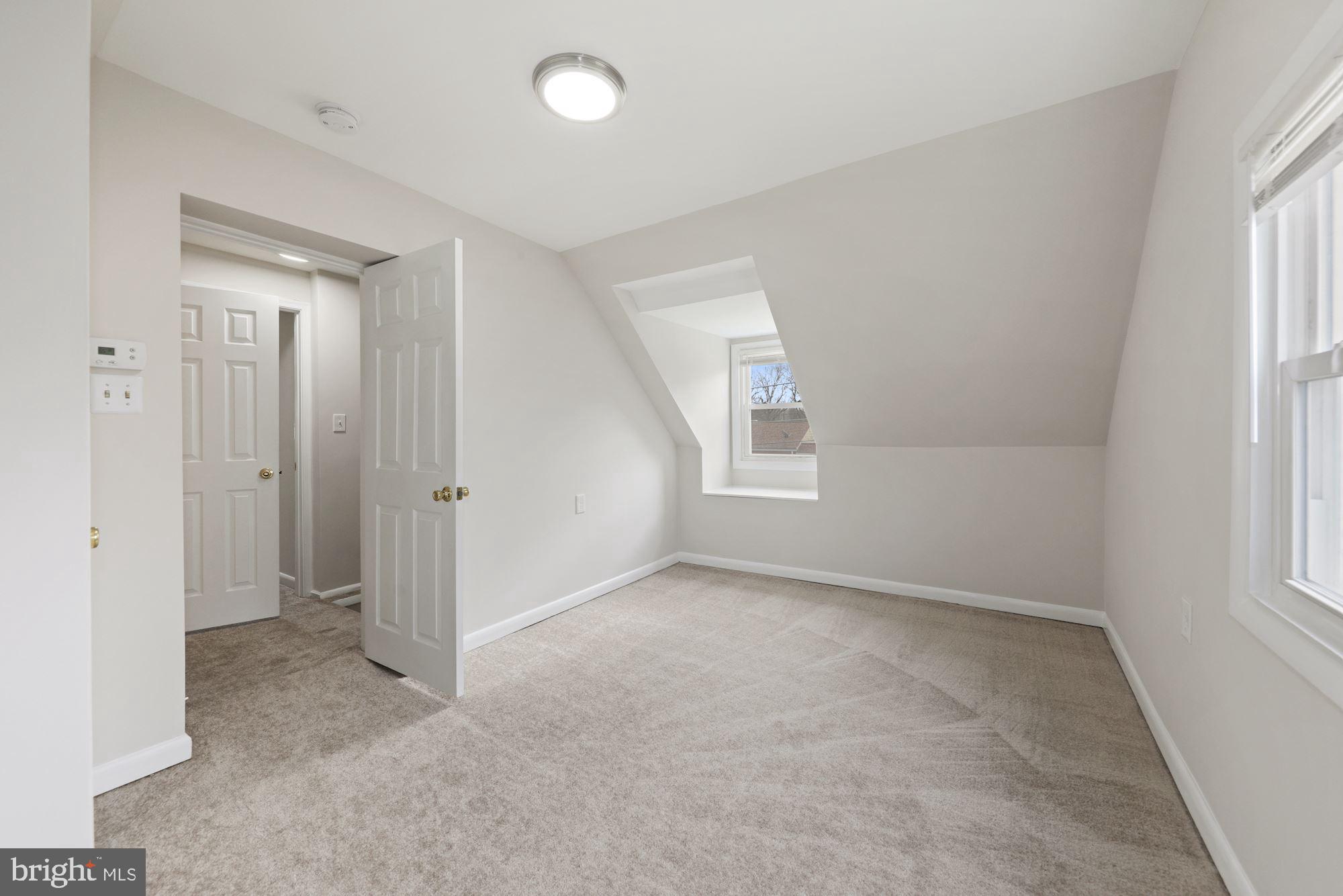 CHESTNUT RIDGE MANOR - Residential Lease