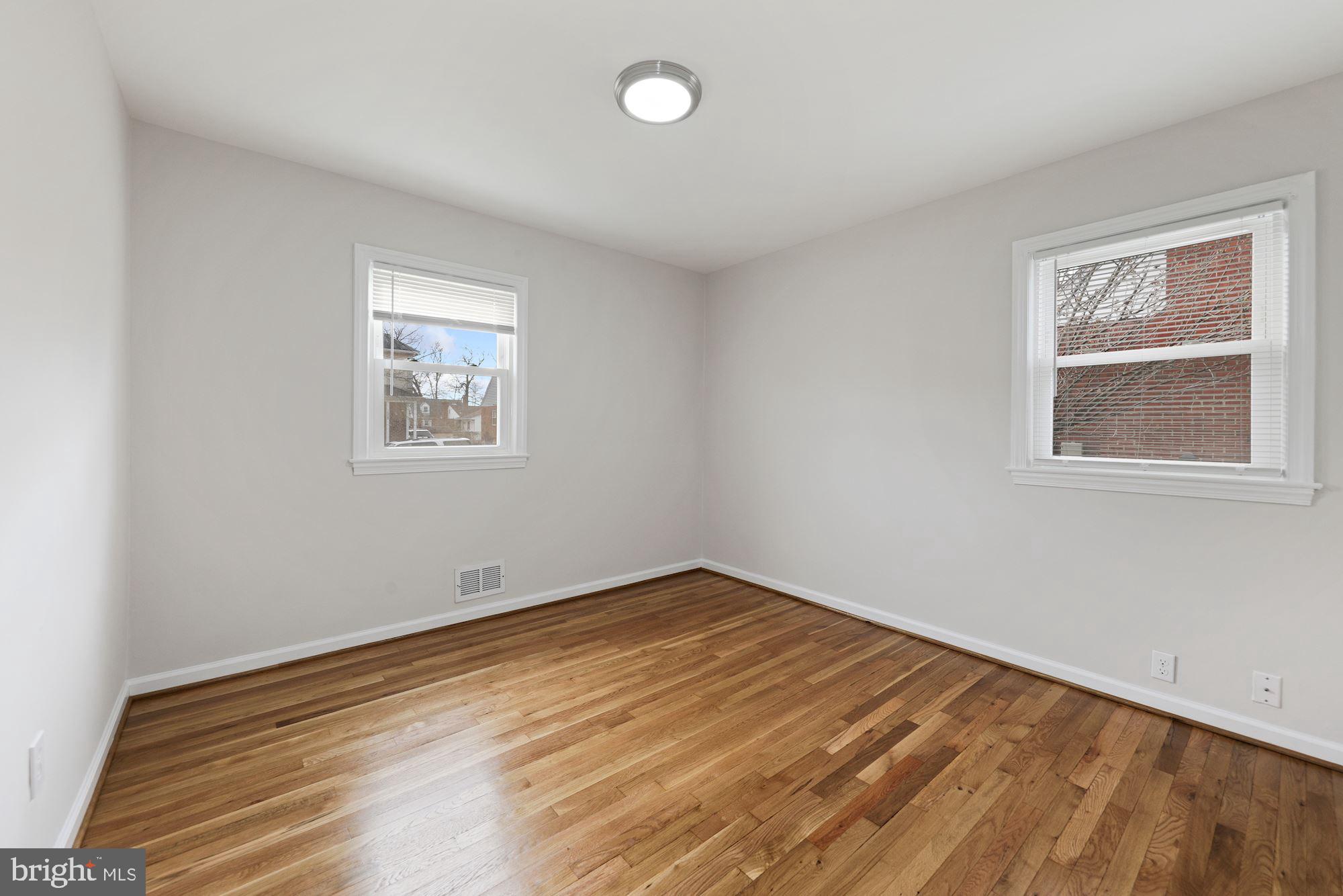 CHESTNUT RIDGE MANOR - Residential Lease