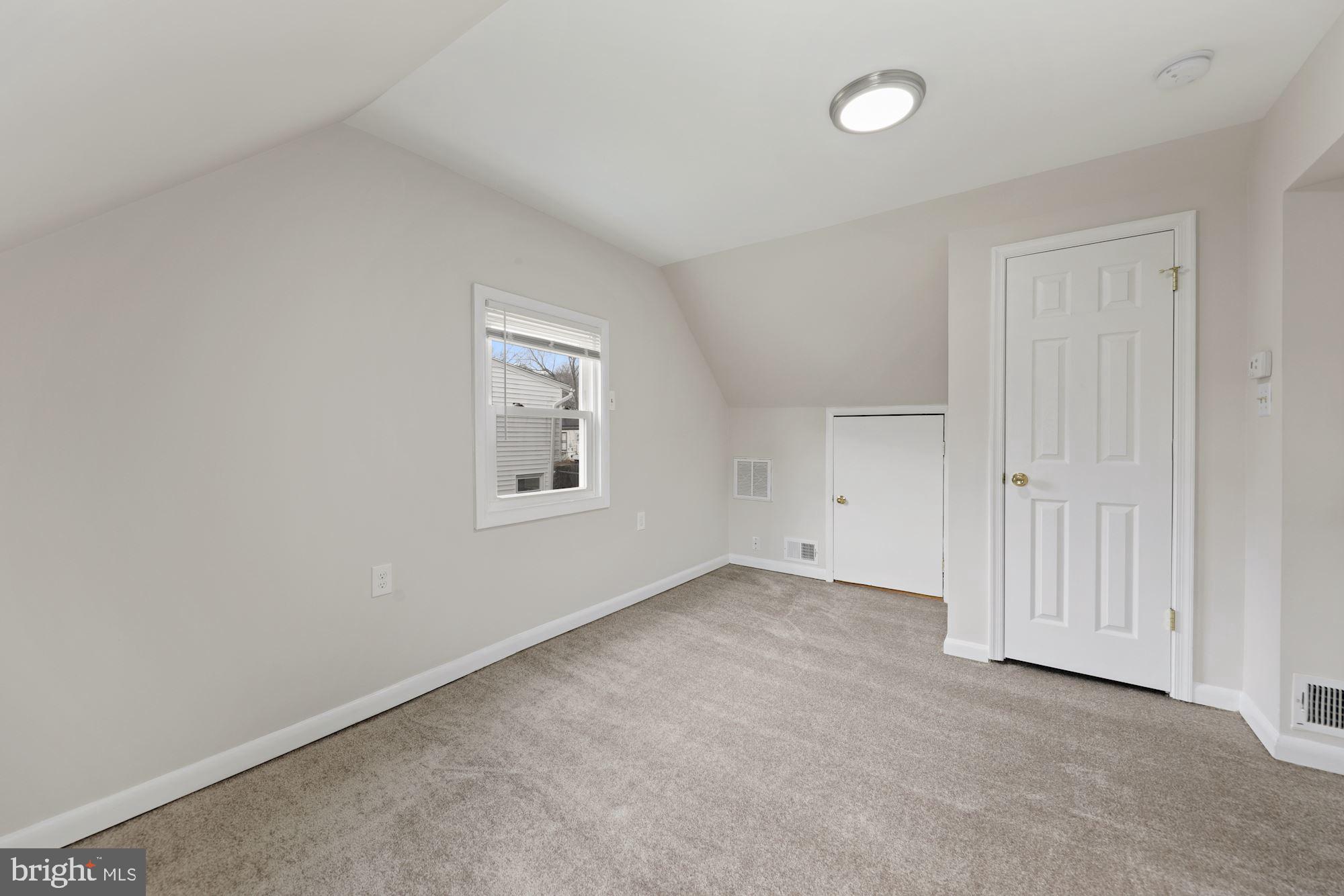 CHESTNUT RIDGE MANOR - Residential Lease