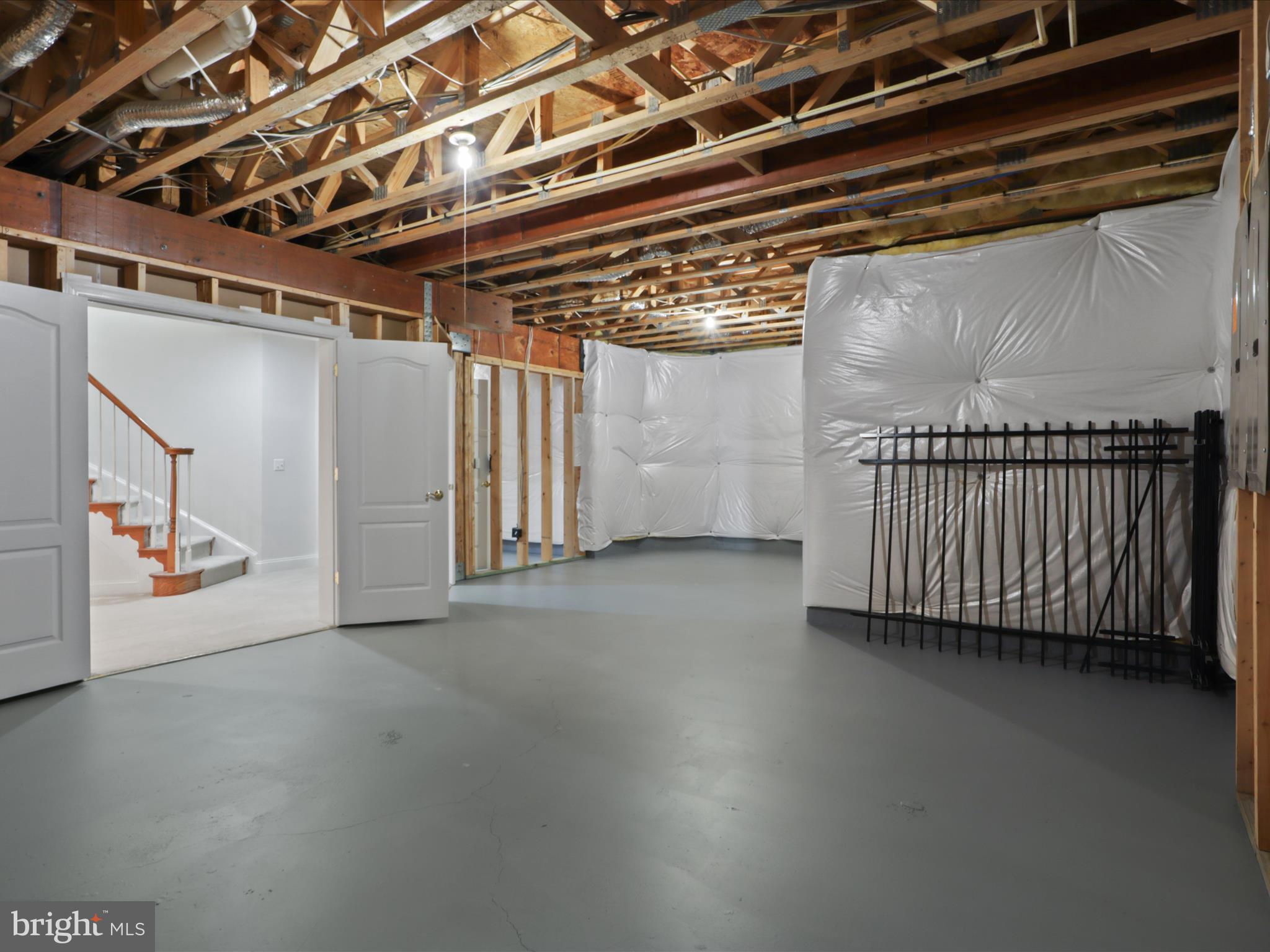 LAKEWOOD HILLS - Residential