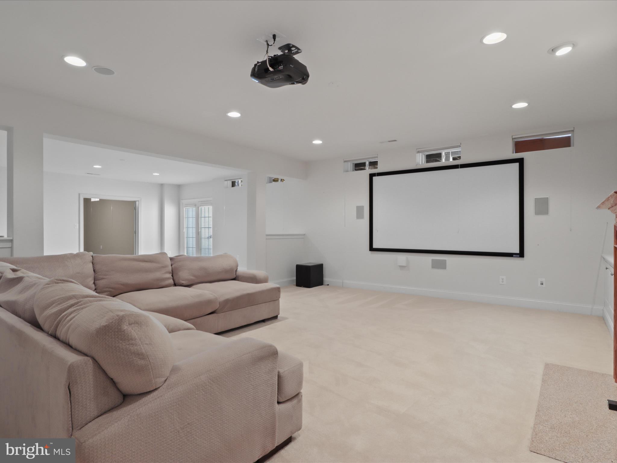 LAKEWOOD HILLS - Residential