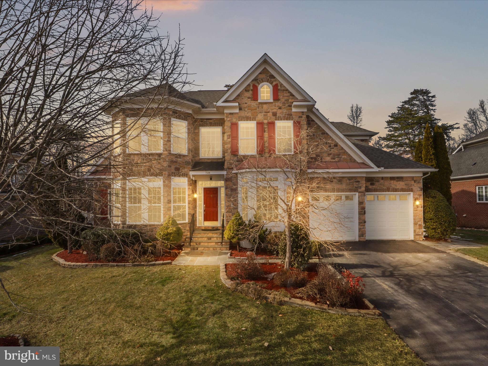 LAKEWOOD HILLS - Residential