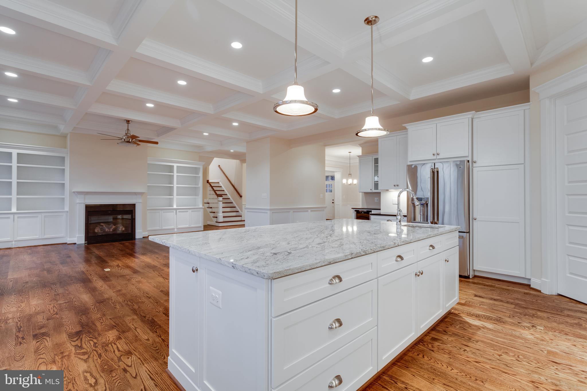 VIENNA WOODS - Residential