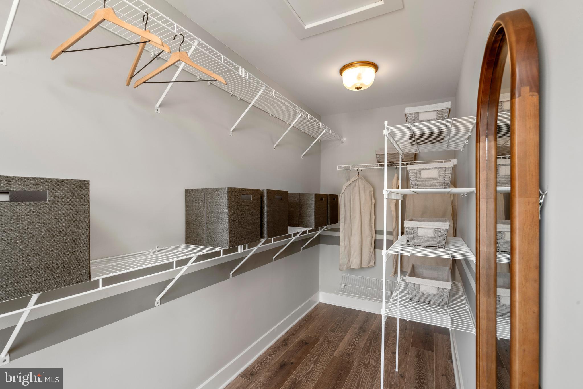 STERLING WALK - Residential