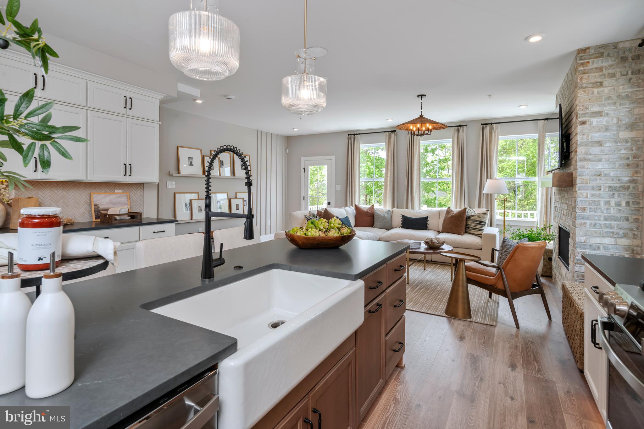 STERLING WALK - Residential