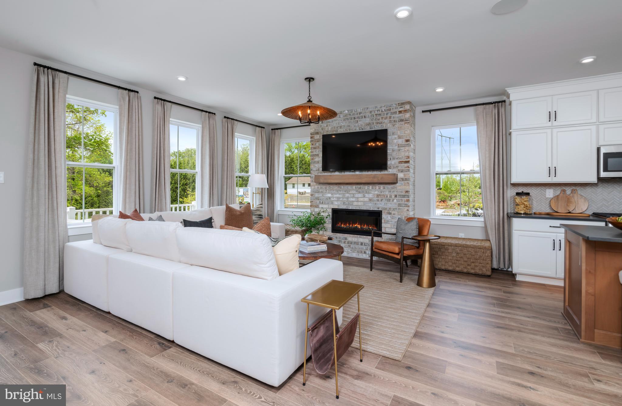 STERLING WALK - Residential