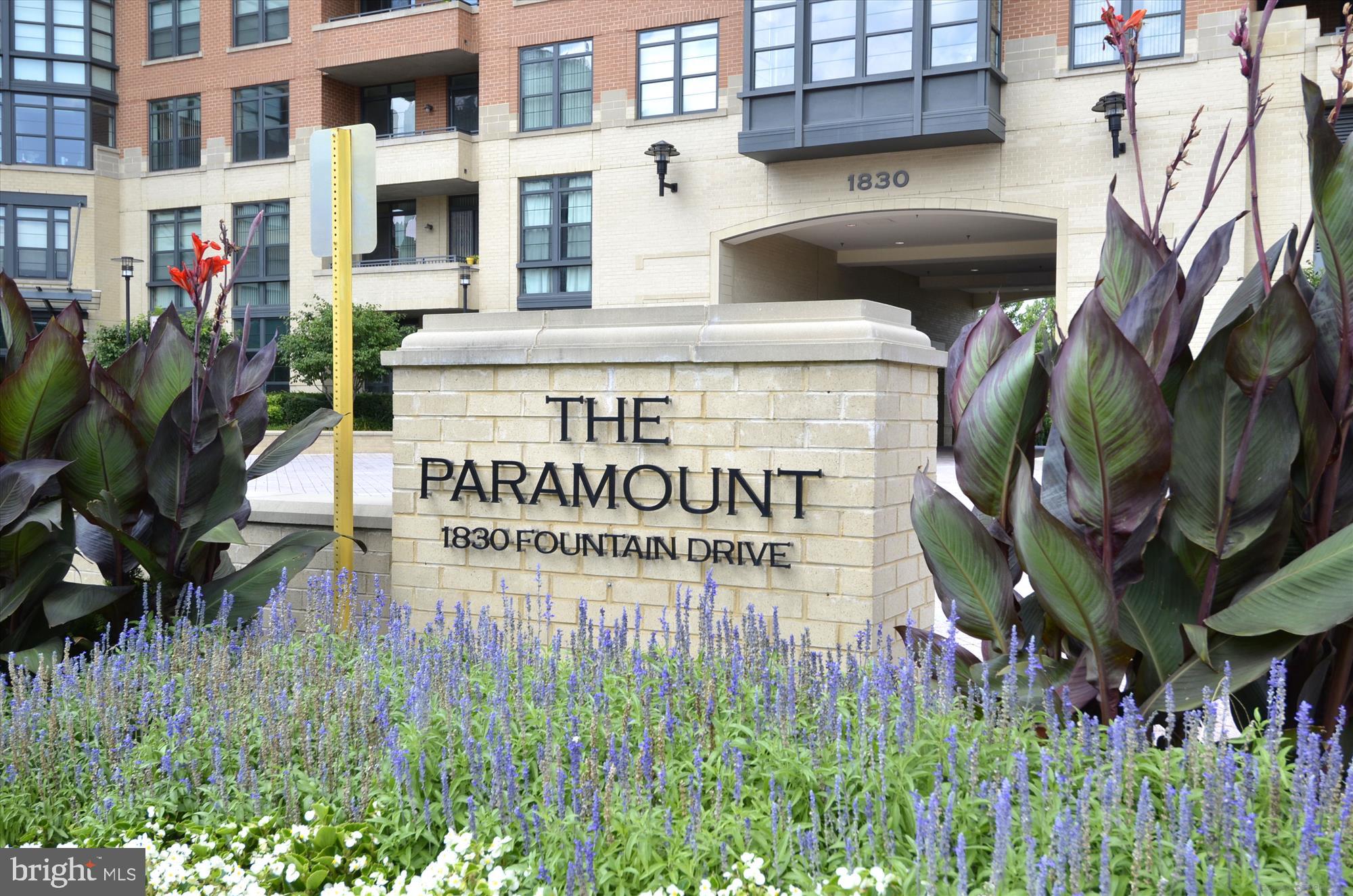 PARAMOUNT - Residential