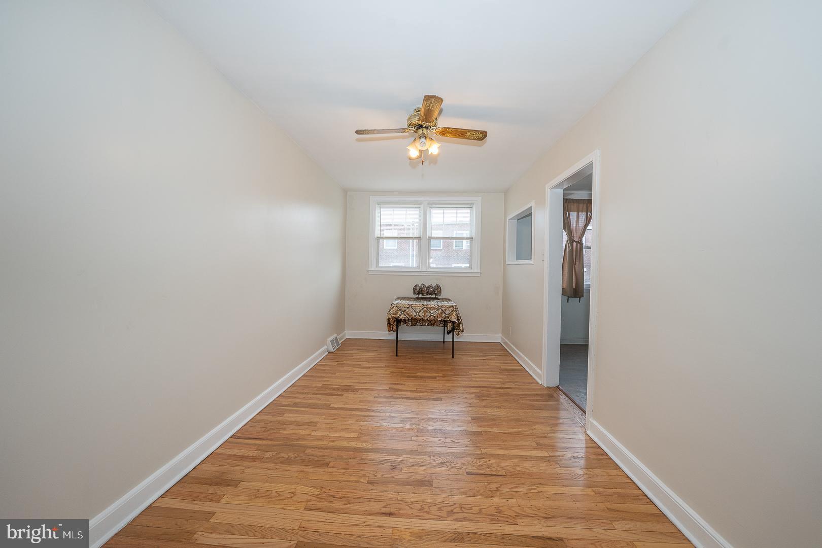 WEST OAK LANE - Residential