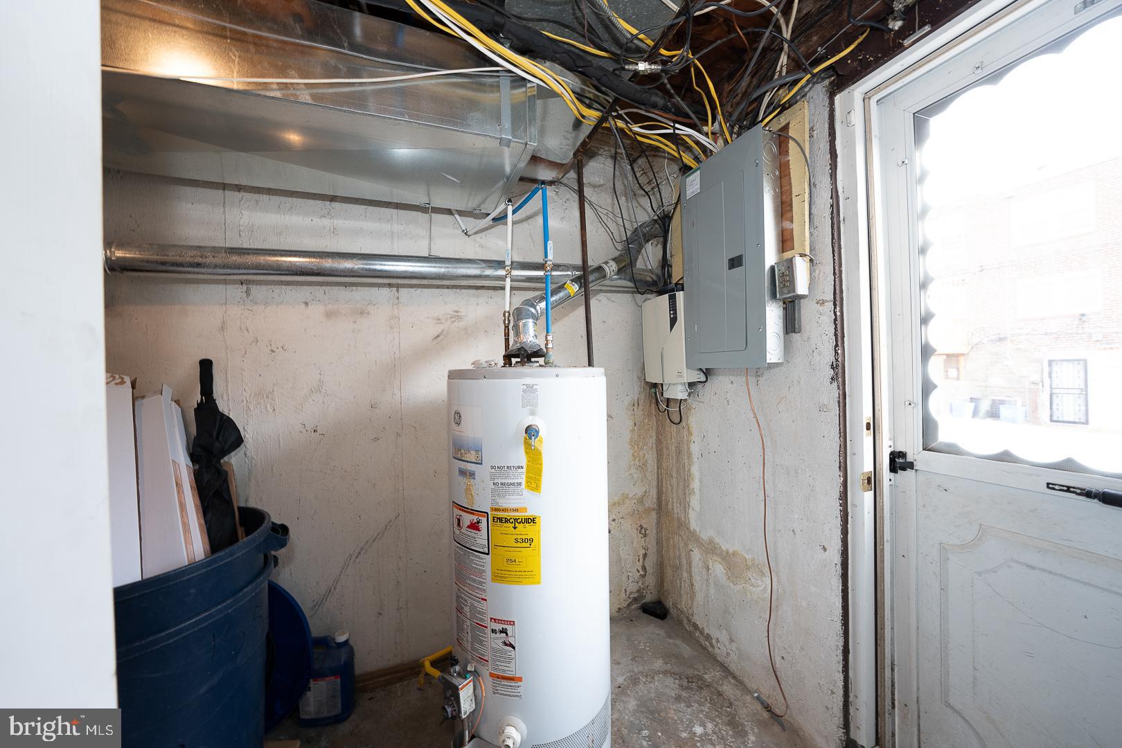 WEST OAK LANE - Residential