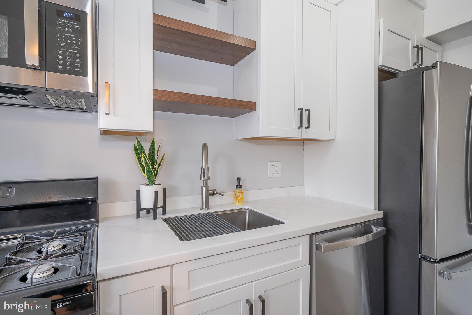 WEST OAK LANE - Residential