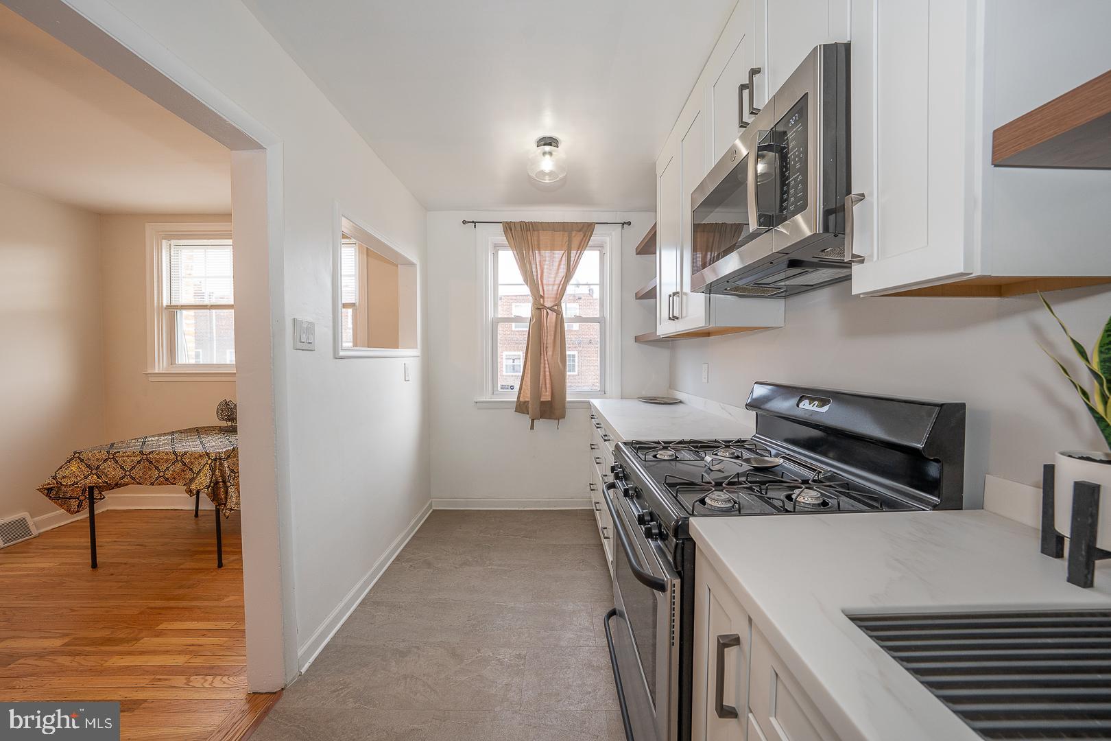 WEST OAK LANE - Residential