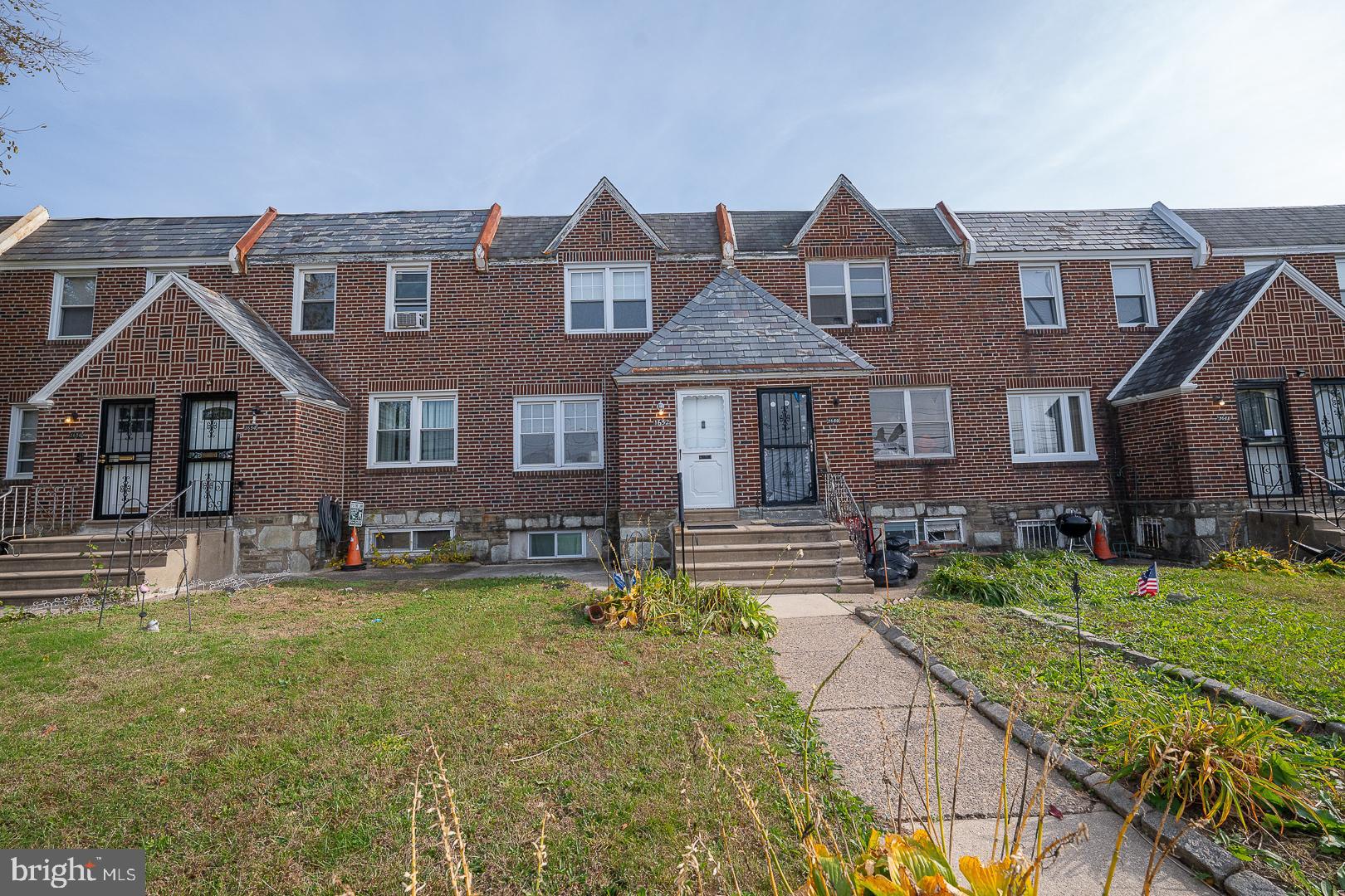WEST OAK LANE - Residential