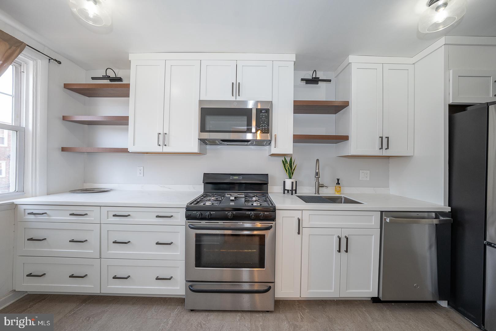 WEST OAK LANE - Residential