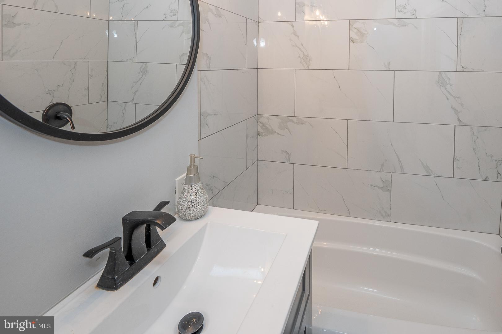 WEST OAK LANE - Residential