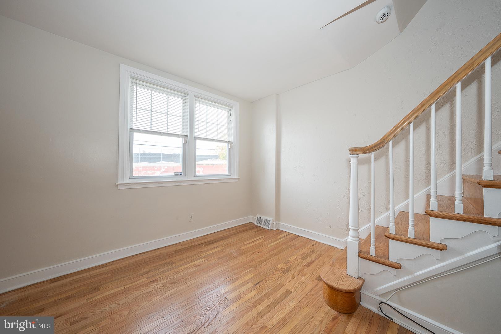 WEST OAK LANE - Residential