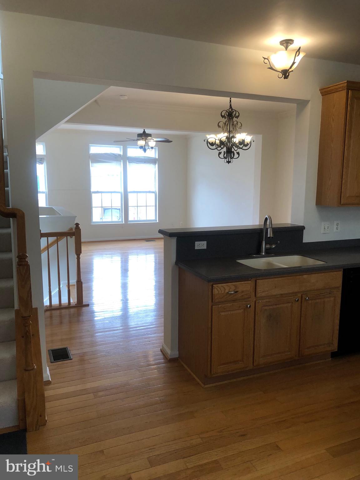 GLEN OAKS CONDOMINIUM - Residential