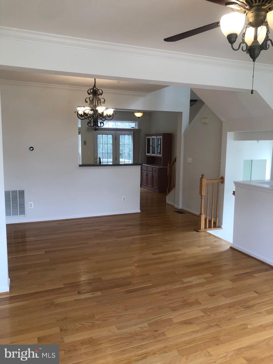 GLEN OAKS CONDOMINIUM - Residential