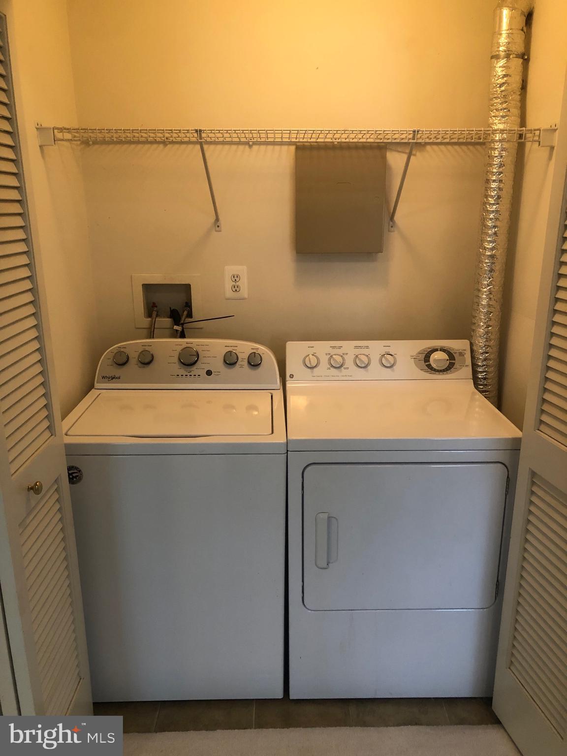 GLEN OAKS CONDOMINIUM - Residential