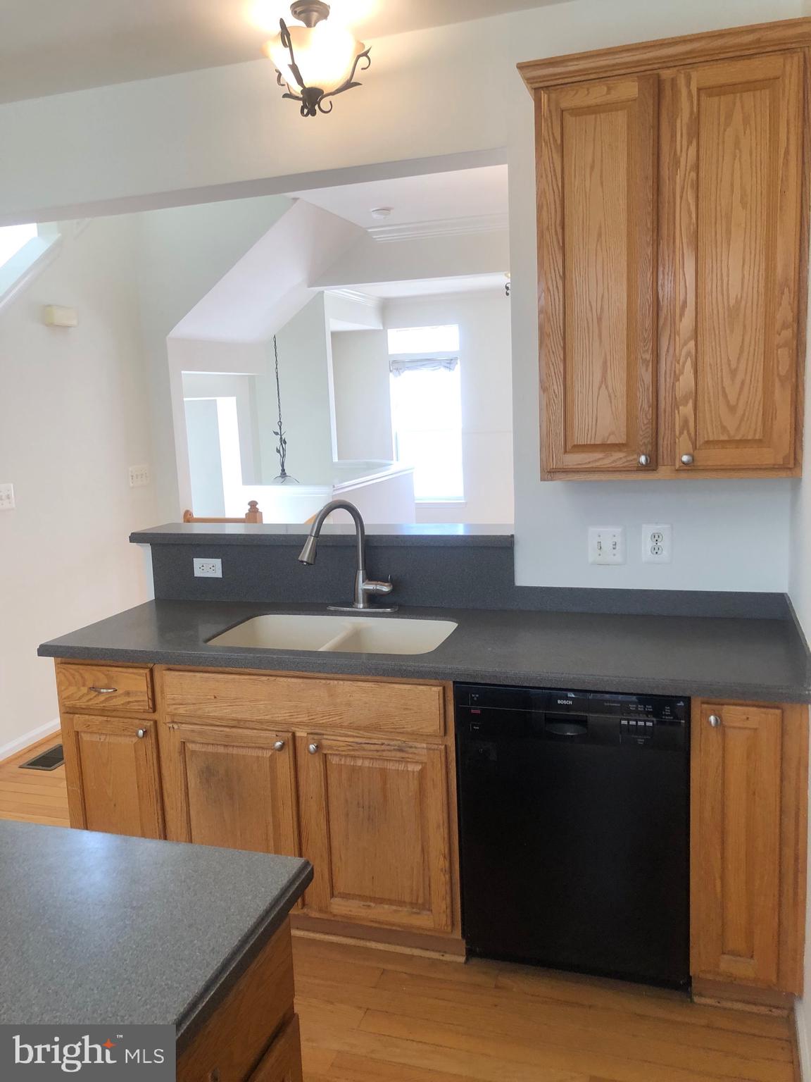 GLEN OAKS CONDOMINIUM - Residential