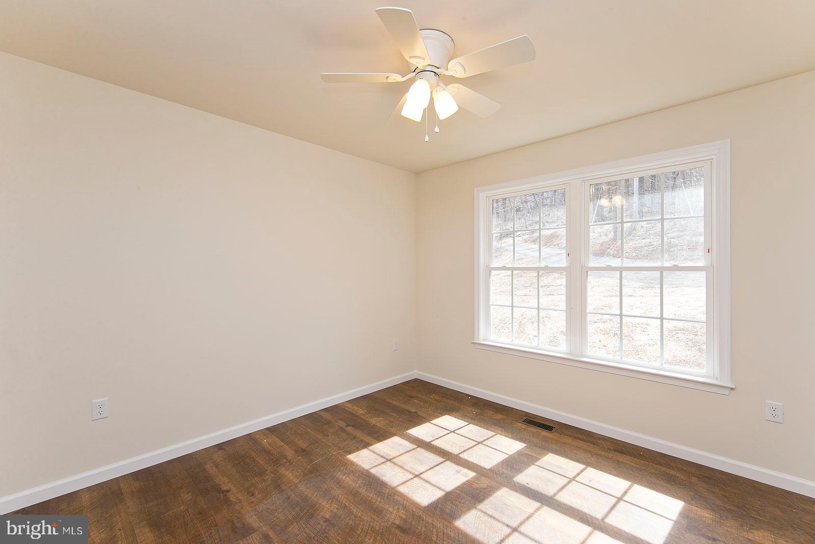 SHEN FARMS MT LAKE - Residential