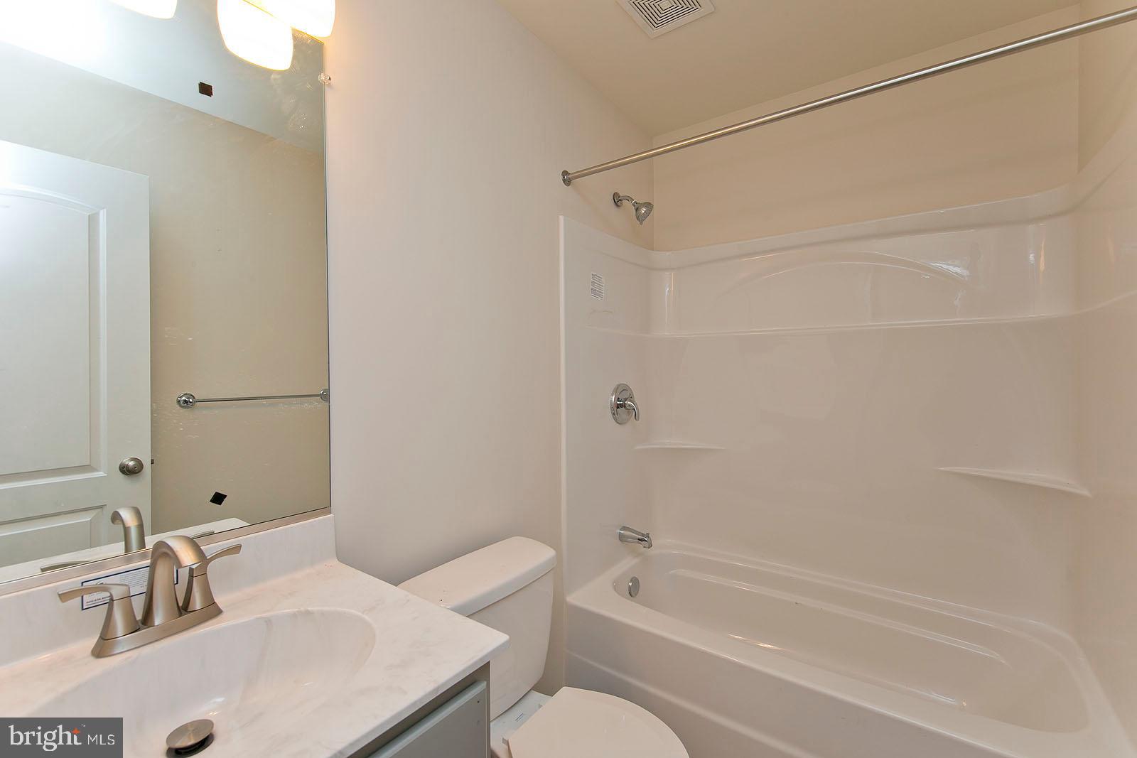 SHEN FARMS MT LAKE - Residential