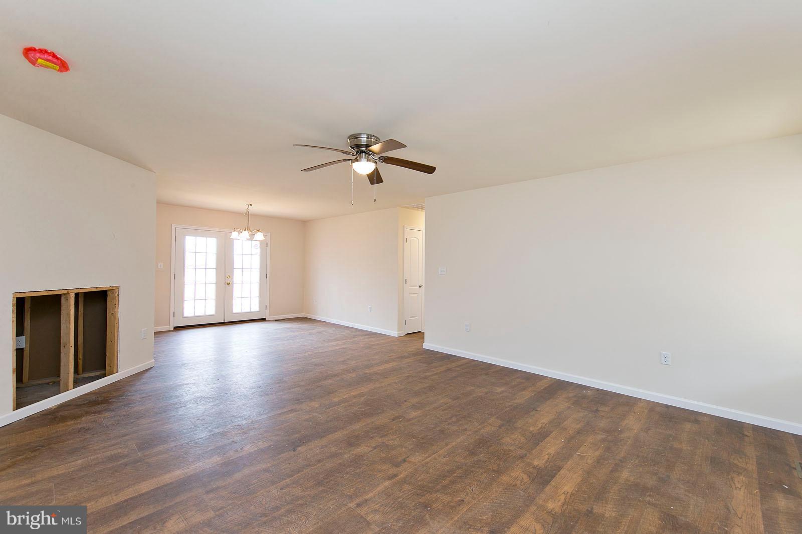 SHEN FARMS MT LAKE - Residential