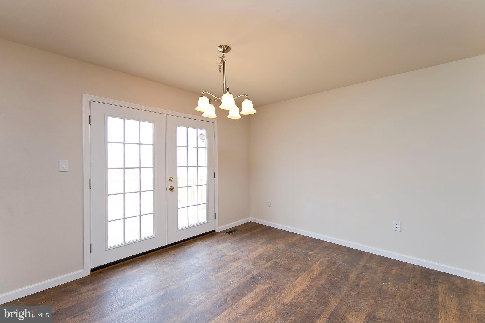 SHEN FARMS MT LAKE - Residential