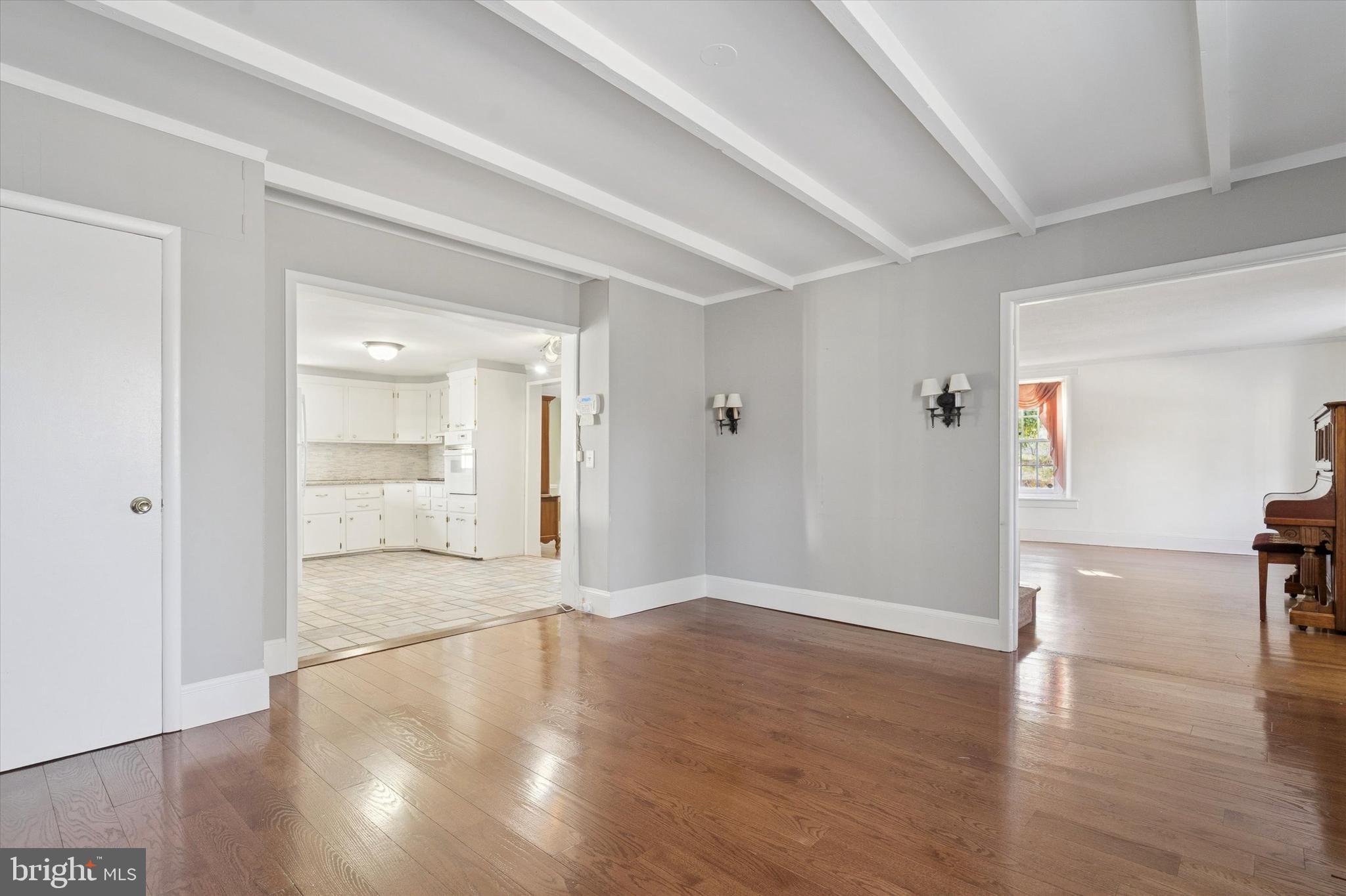 ELKINS PARK - Residential