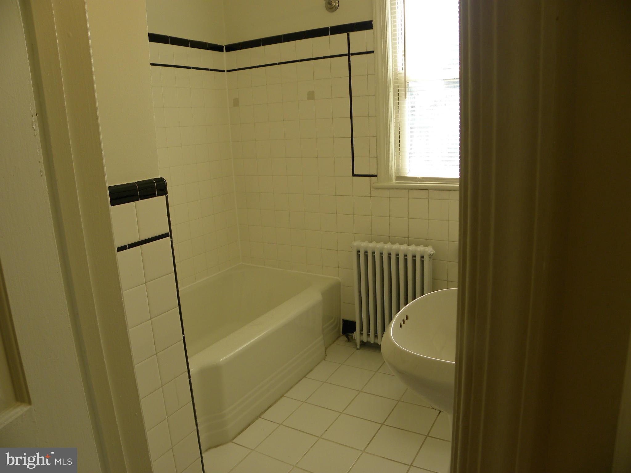 OLD TOWN ALEXANDRIA - Residential Lease