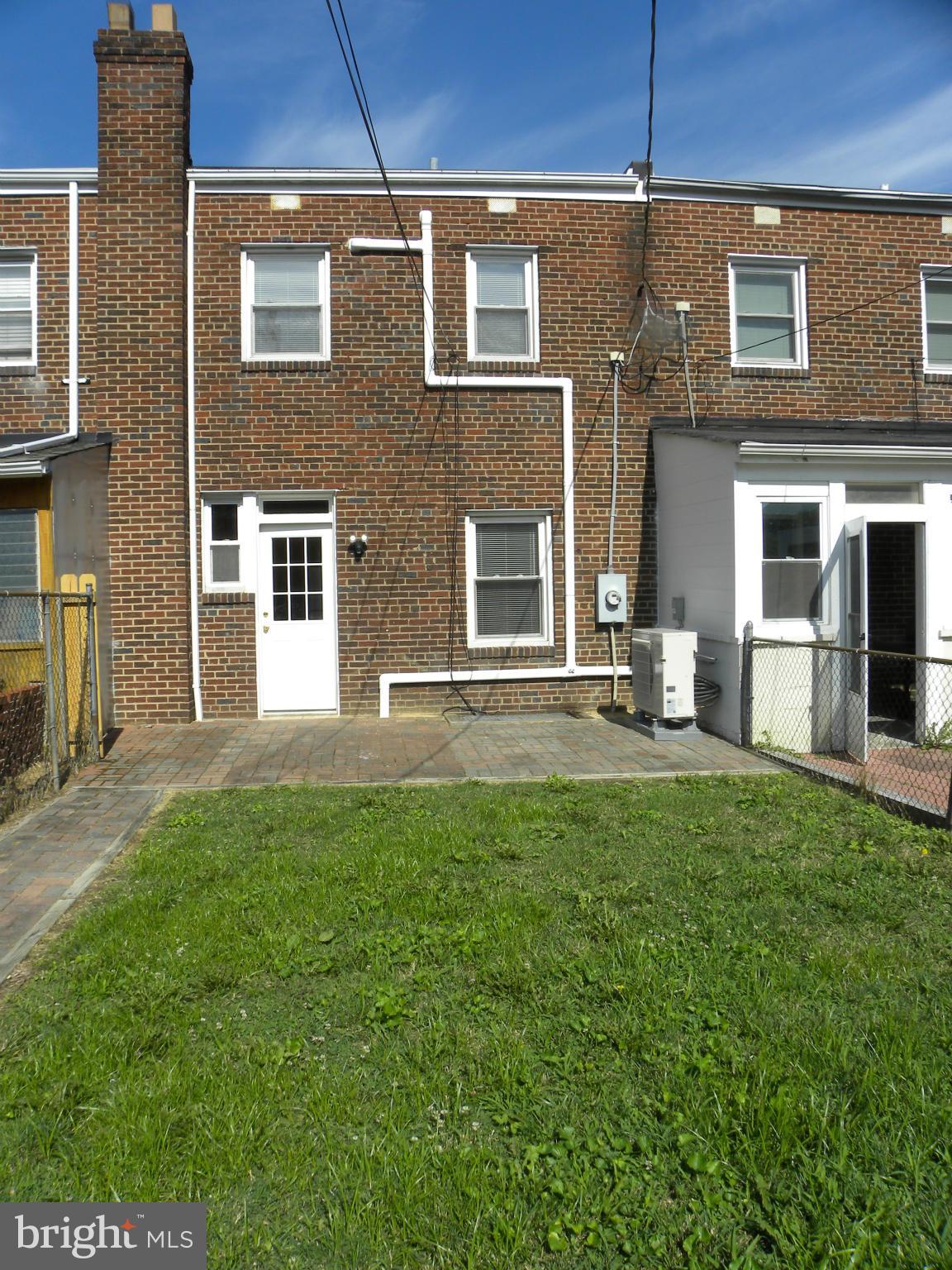 OLD TOWN ALEXANDRIA - Residential Lease