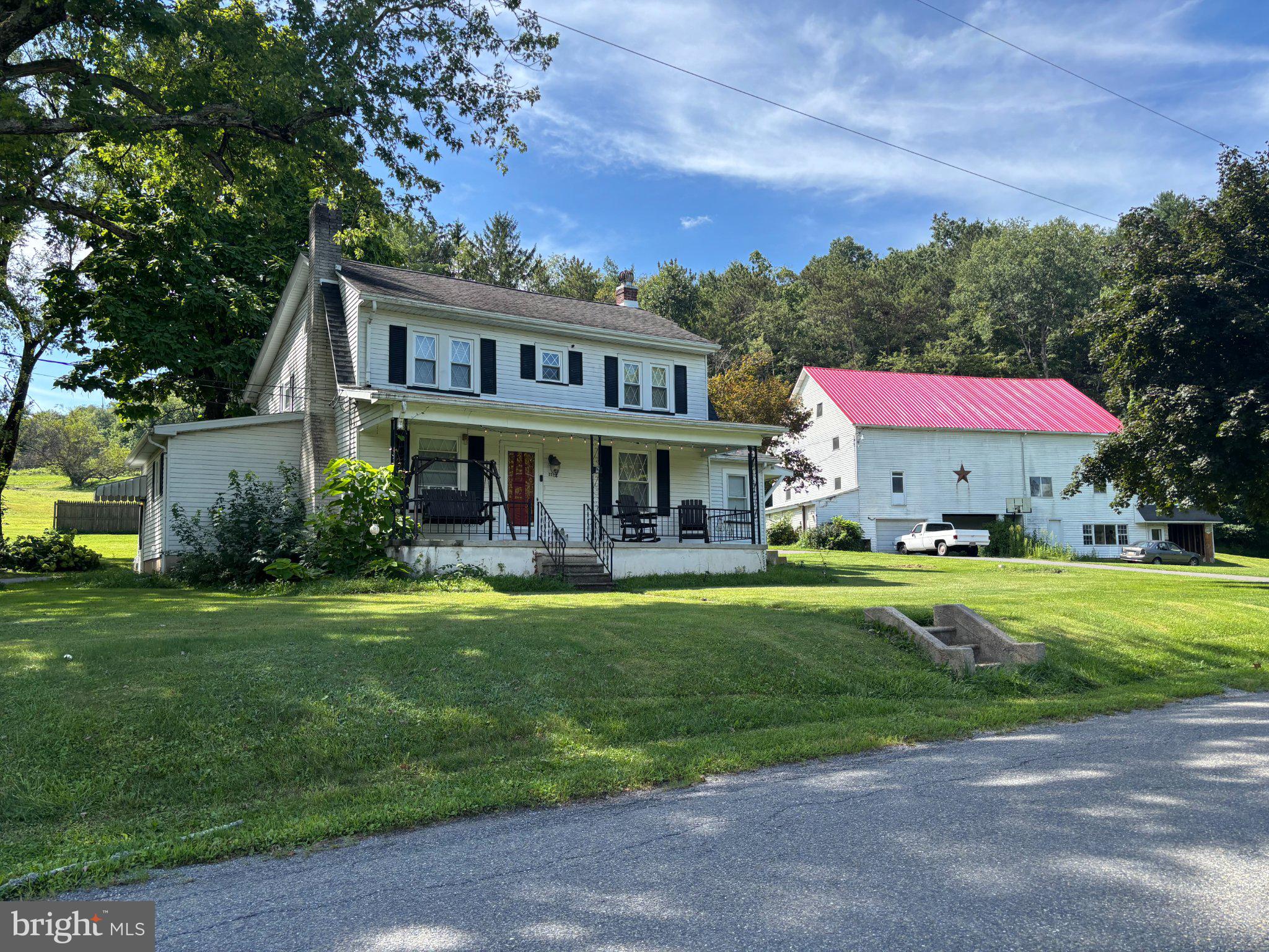 231 LAUREL ROAD
