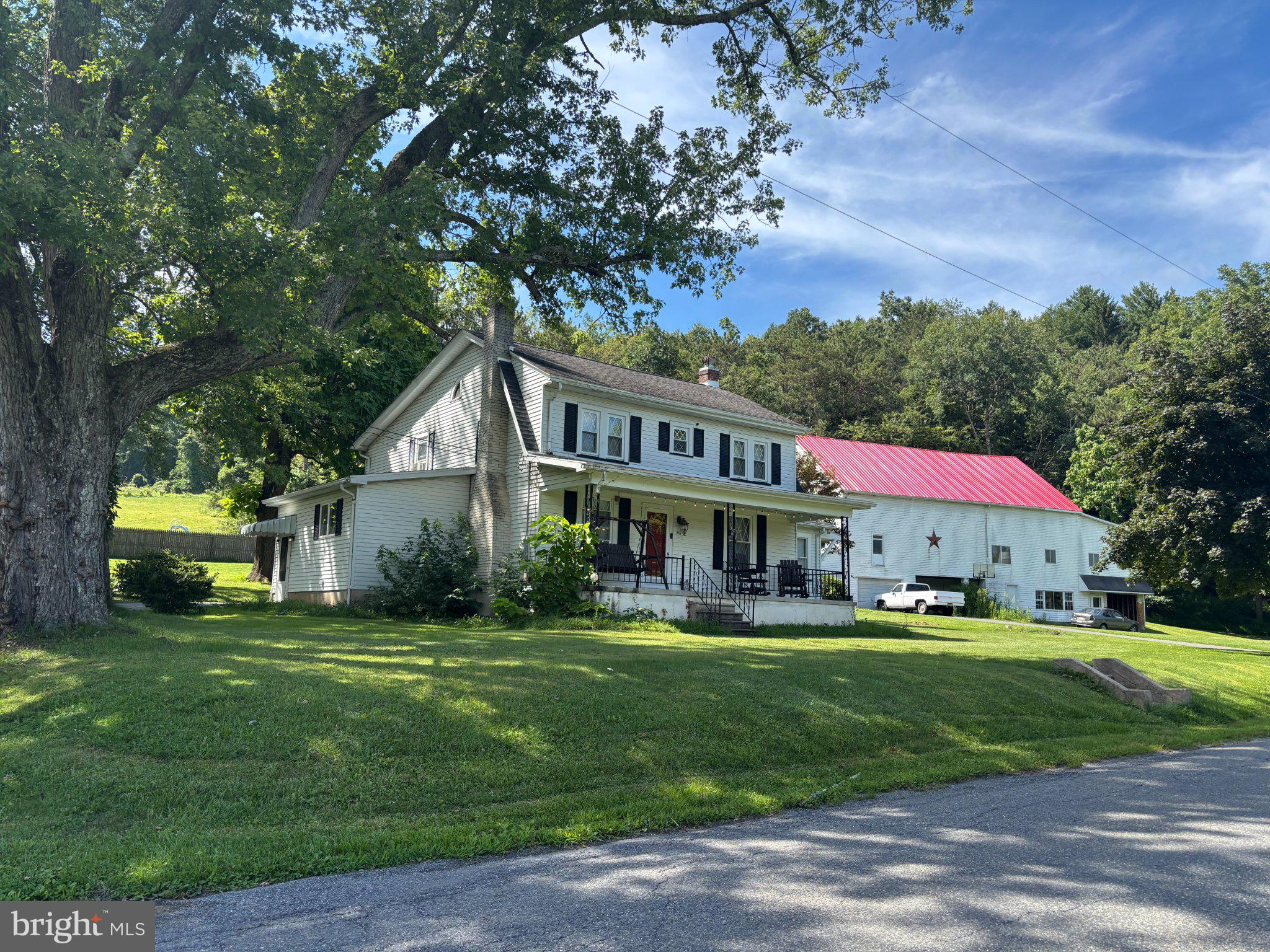 231 LAUREL ROAD