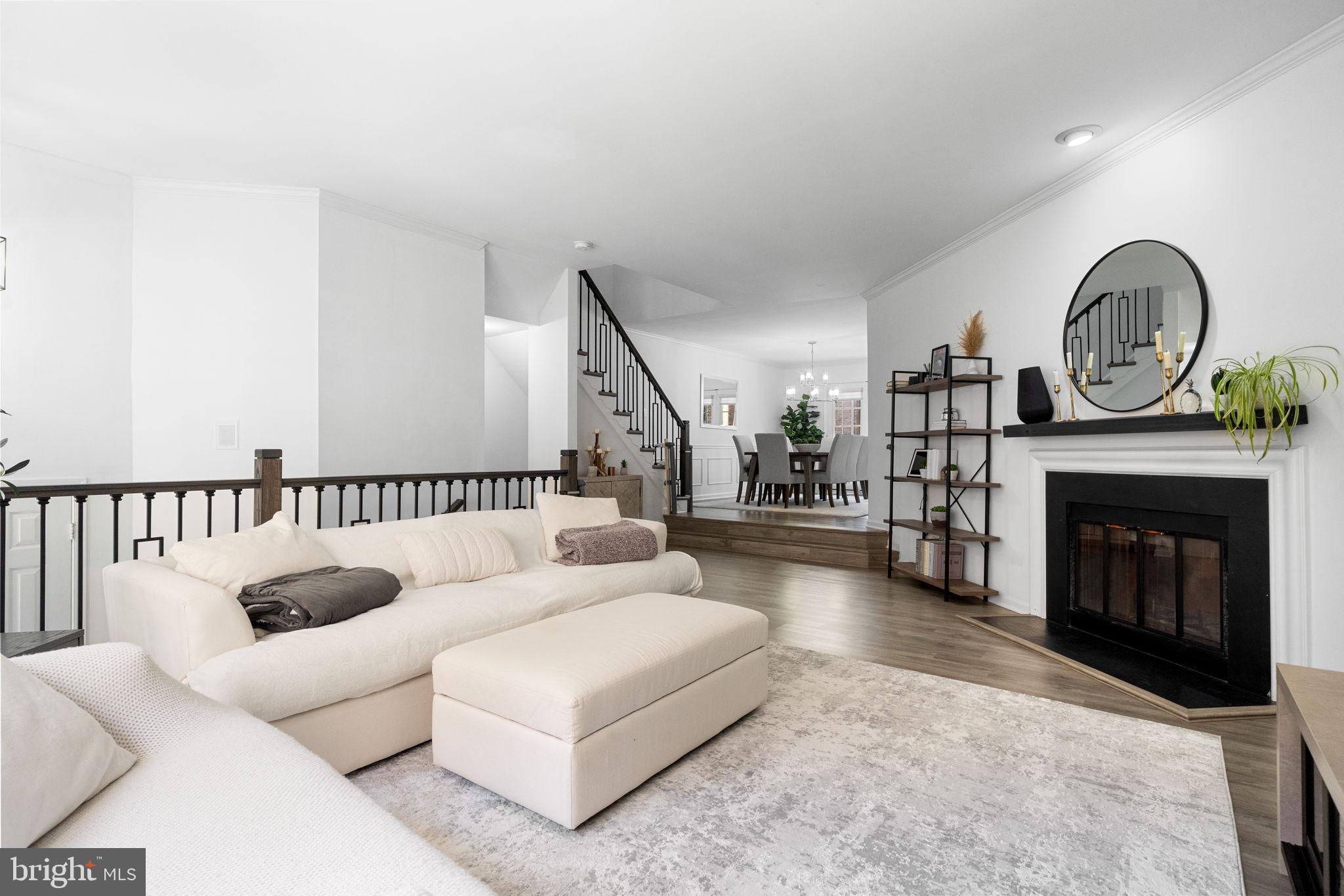 2237 KINGS GARDEN WAY