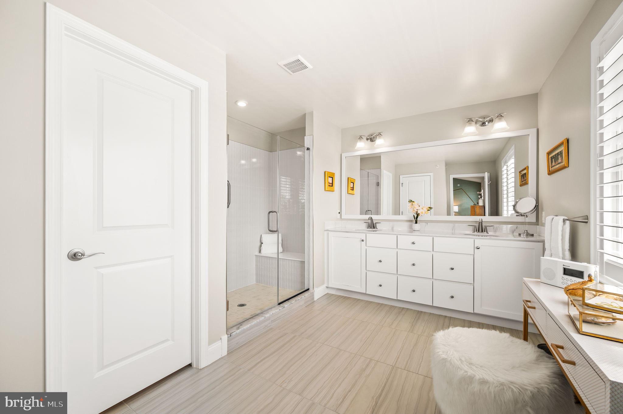 LISETER - Residential