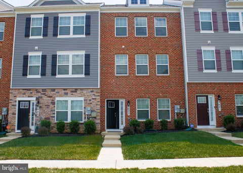 Townhouse For Sale - 9623 Fagan Drive<br/> BOWIE, MD 20721