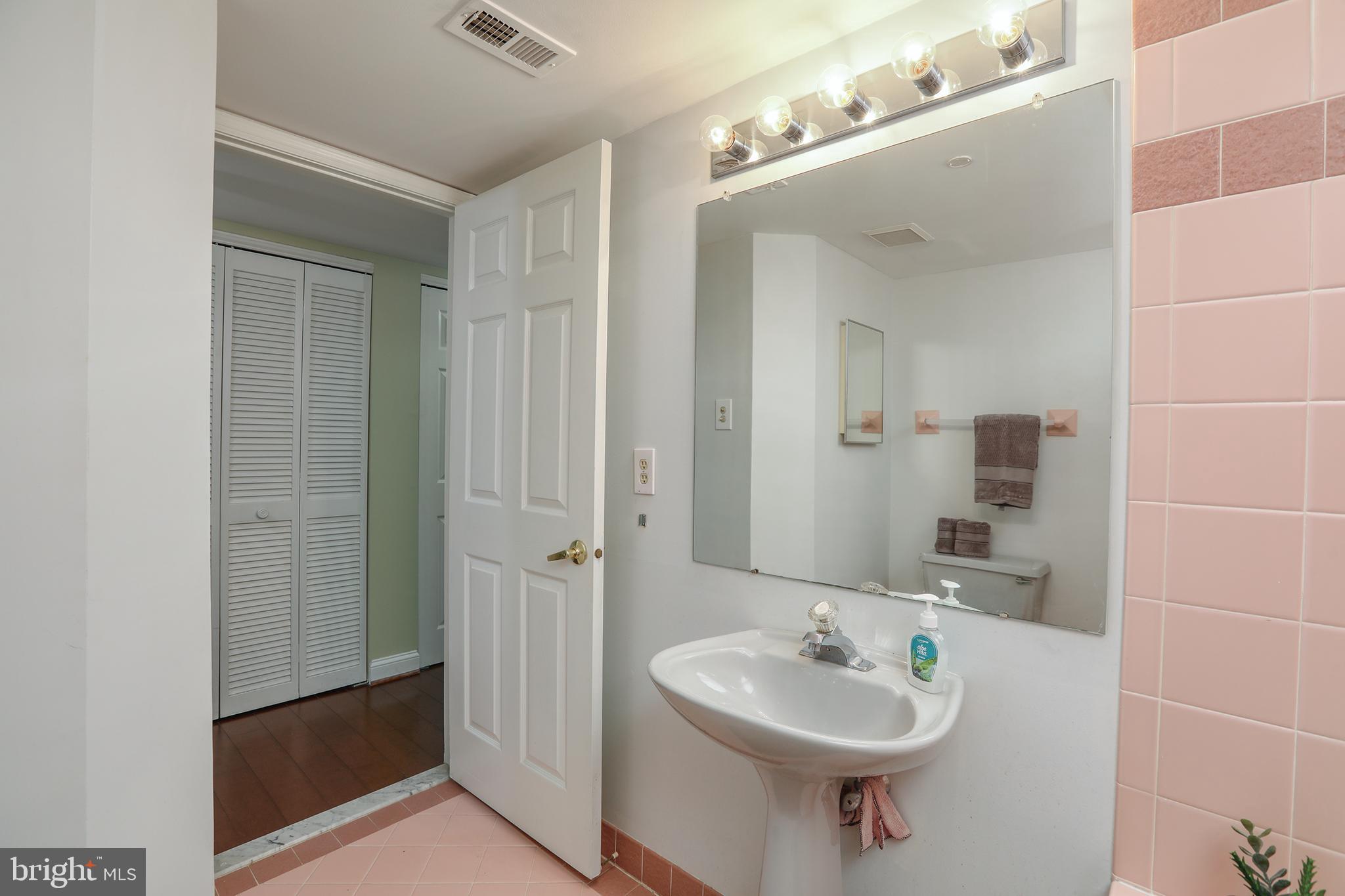 NEWTOWN GATE - Residential