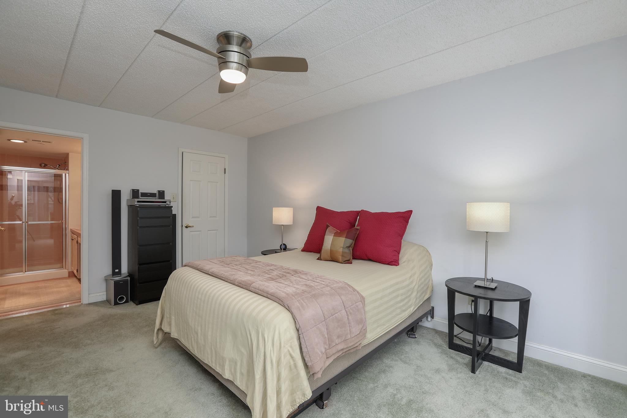 NEWTOWN GATE - Residential