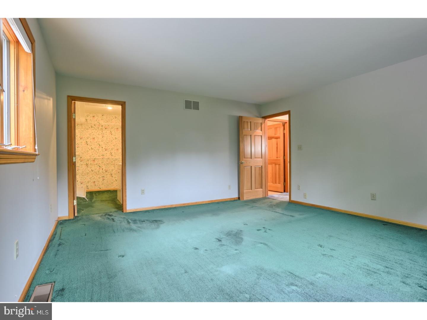 LAKE WYNONAH - Residential