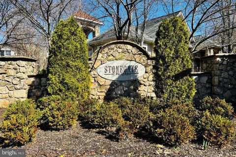 Photo of 5106 - L Travis Edward Way #L, CENTREVILLE, VA 20120 (MLS # VAFX2312364)